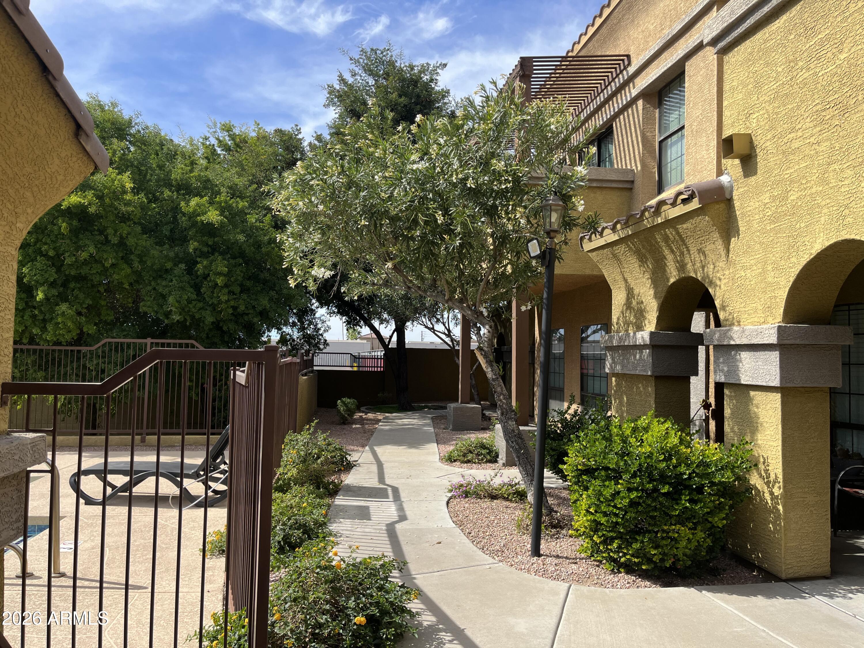 1702 E BELL Road 159