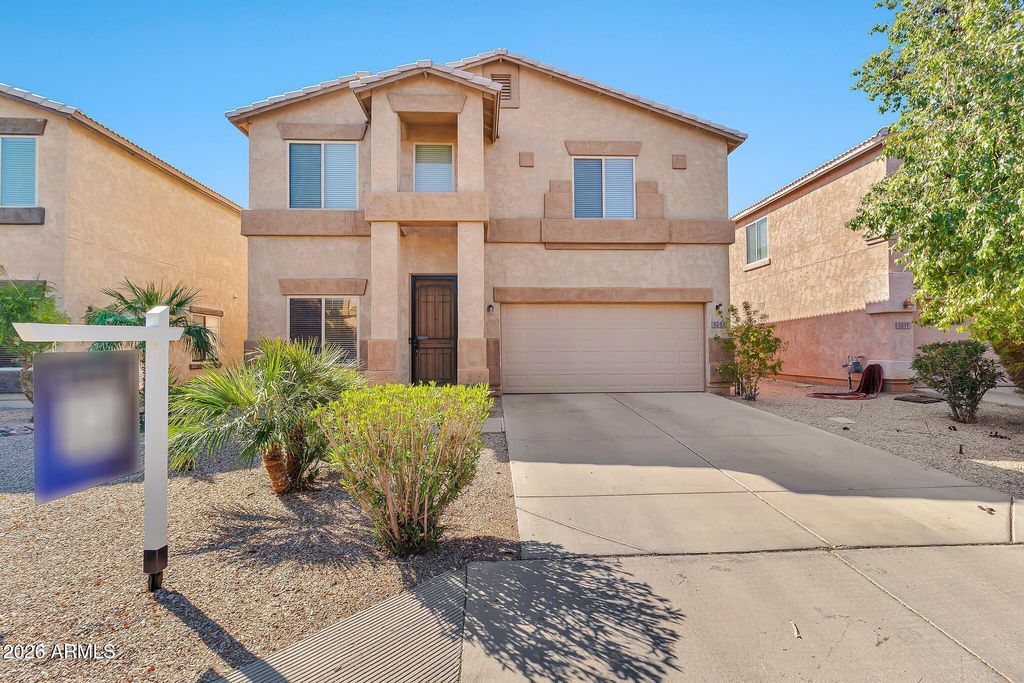 Photo of 1231 E Canyon Trail, San Tan Valley, AZ 85143 (MLS # 7014876)