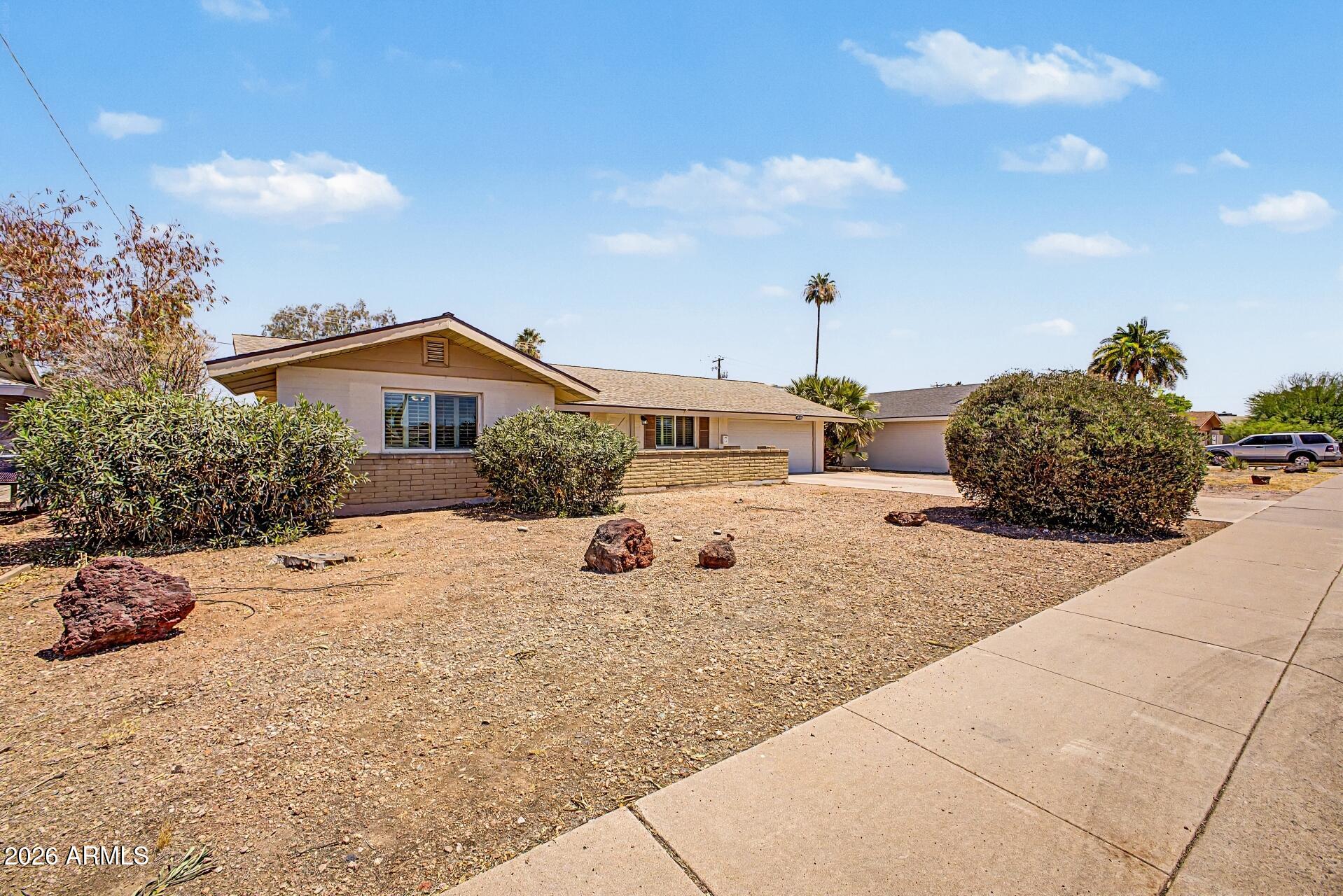 1000 E LOYOLA Drive