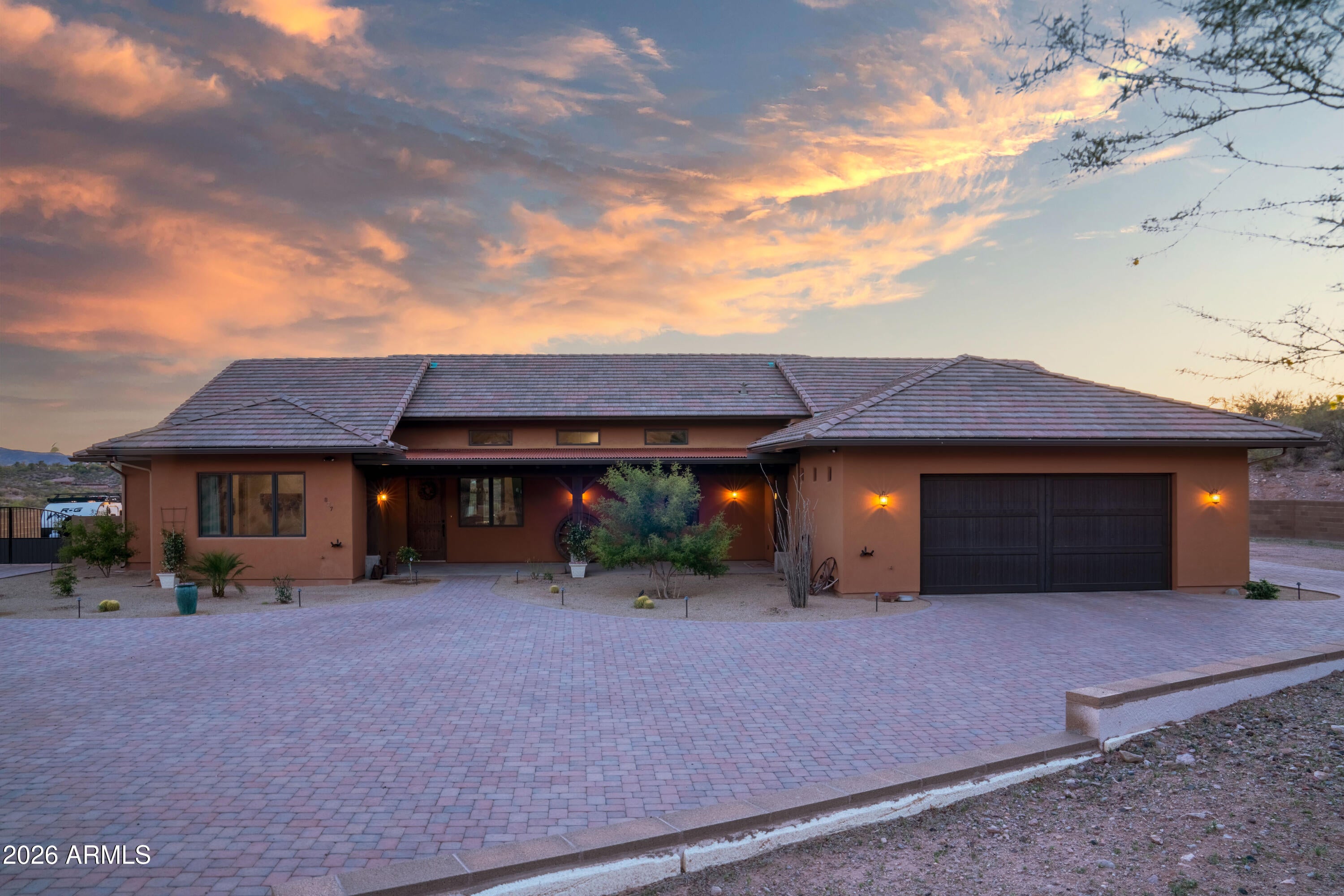 837 W BRALLIAR Road