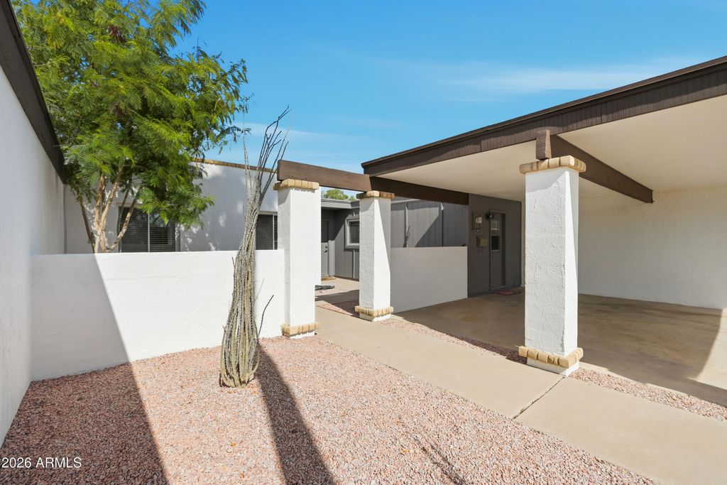 Photo of 1706 E Gaylon Drive, Tempe, AZ 85282 (MLS # 6987216)