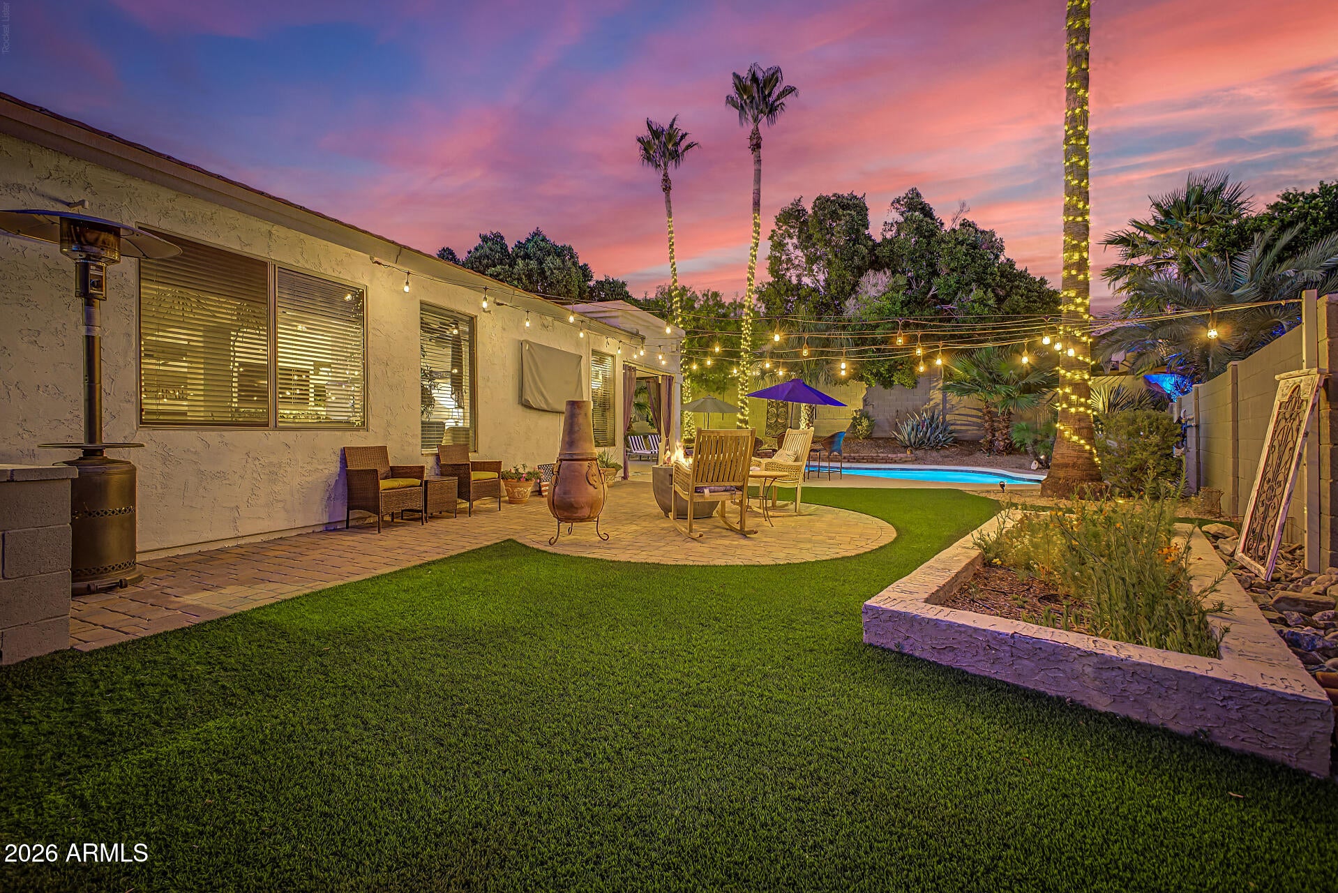 1624 W NIGHTHAWK Way