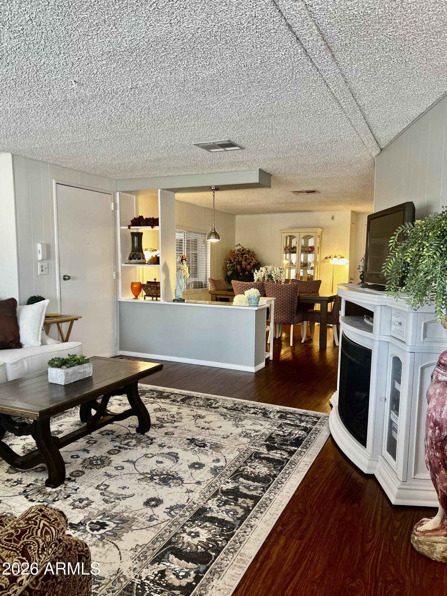 120 N Val Vista Drive 44