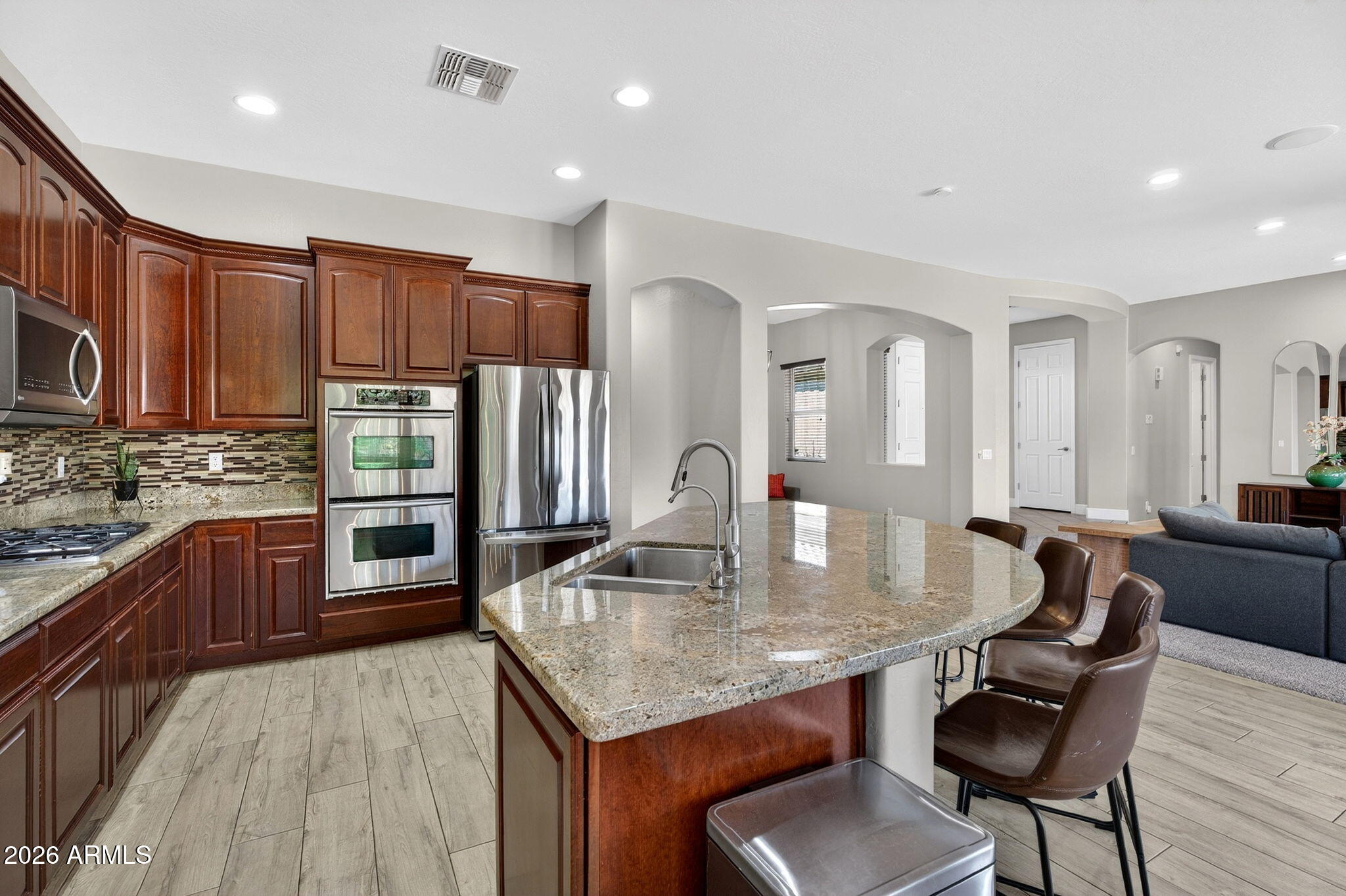 WHISPERING HEIGHTS - Residential