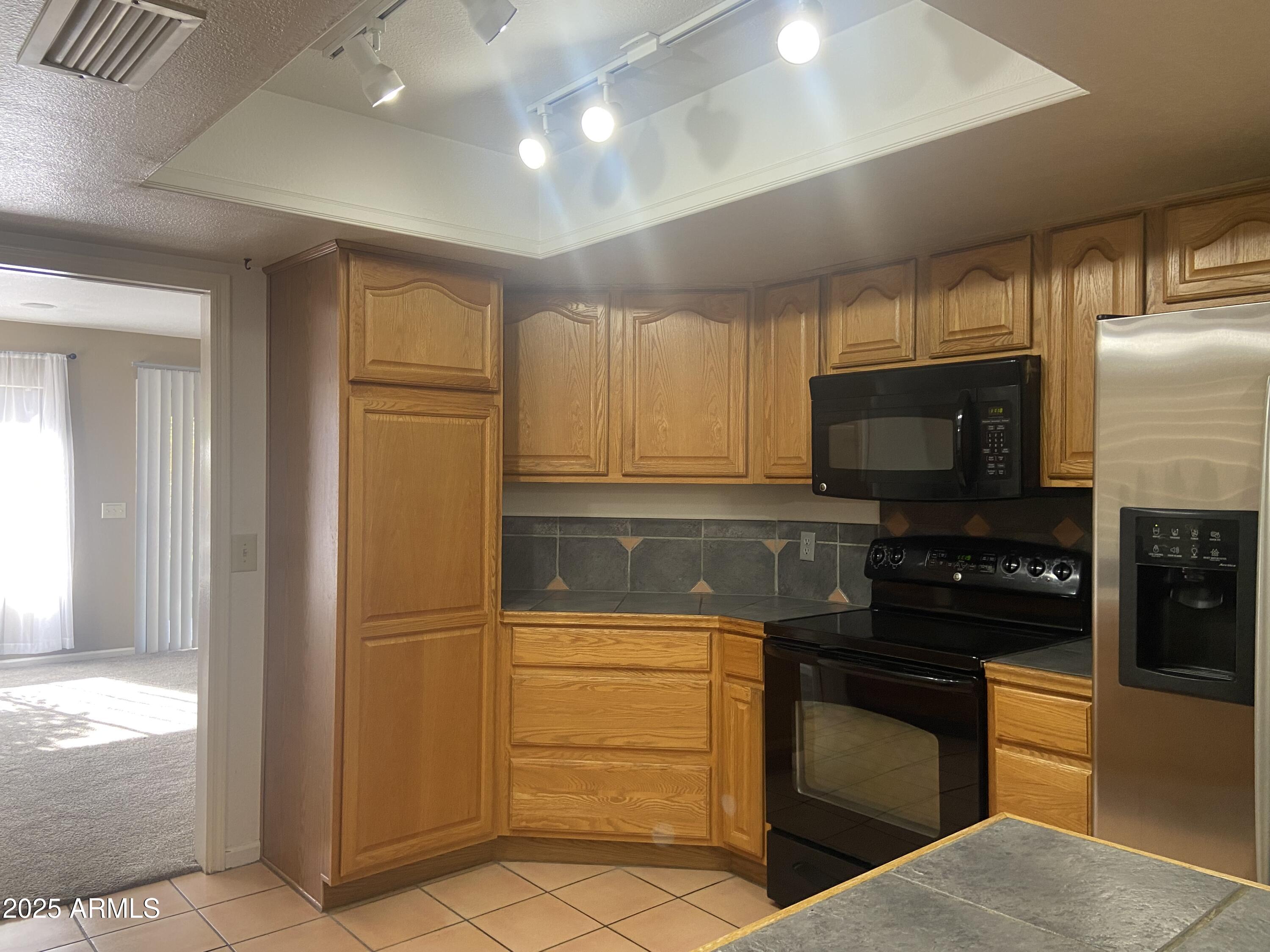 4325 E GREENWAY Lane