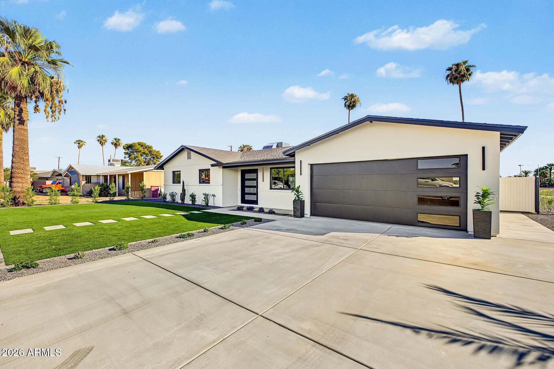8403 E HEATHERBRAE Drive