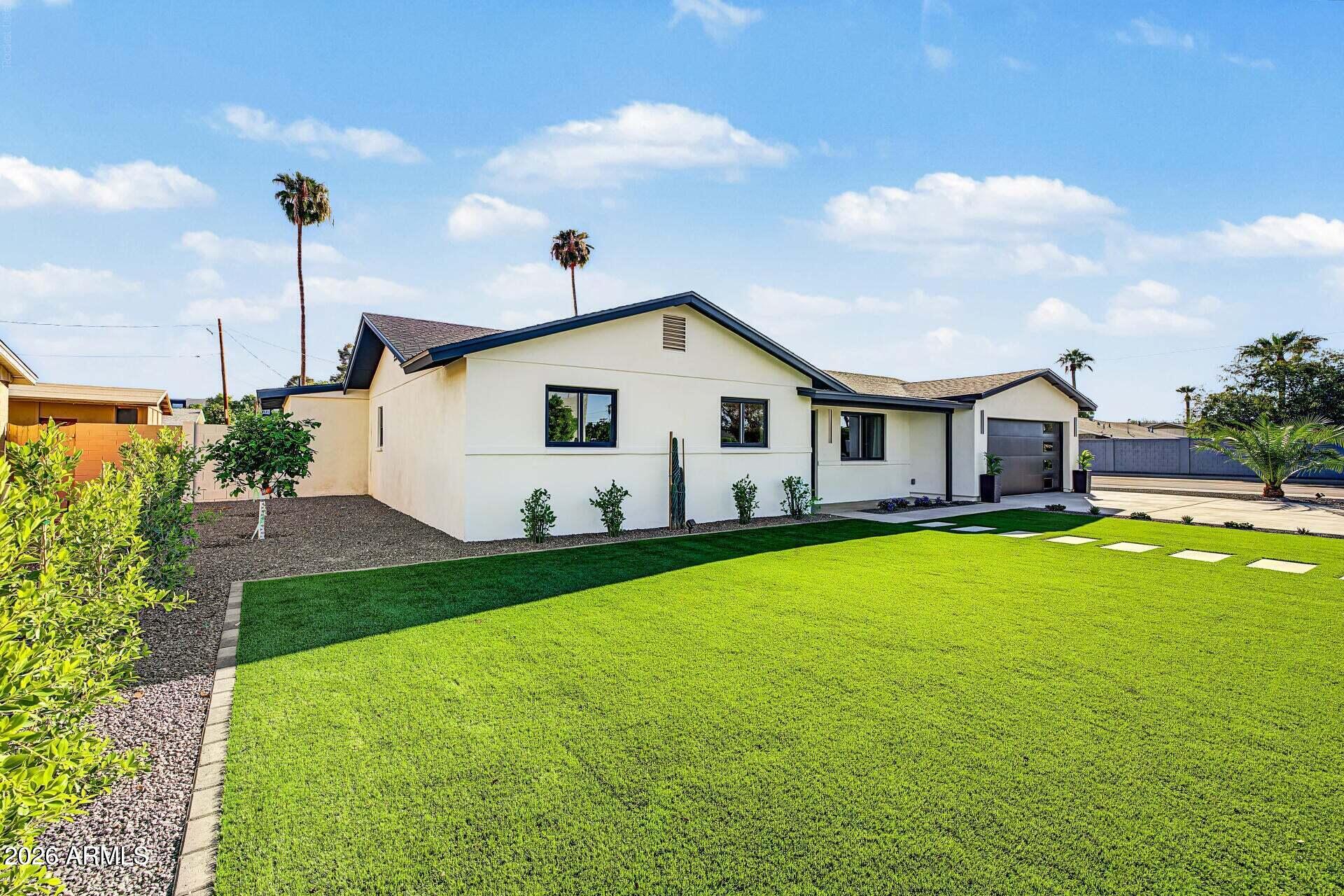 8403 E HEATHERBRAE Drive