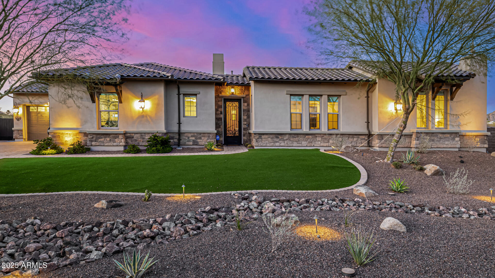 6328 W Fetlock Trail