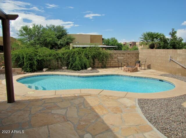 THE LEGENDS AT VALIENTE - Residential