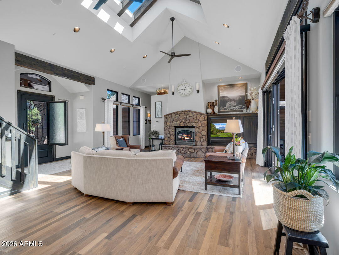 3289 S Clubhouse Circle