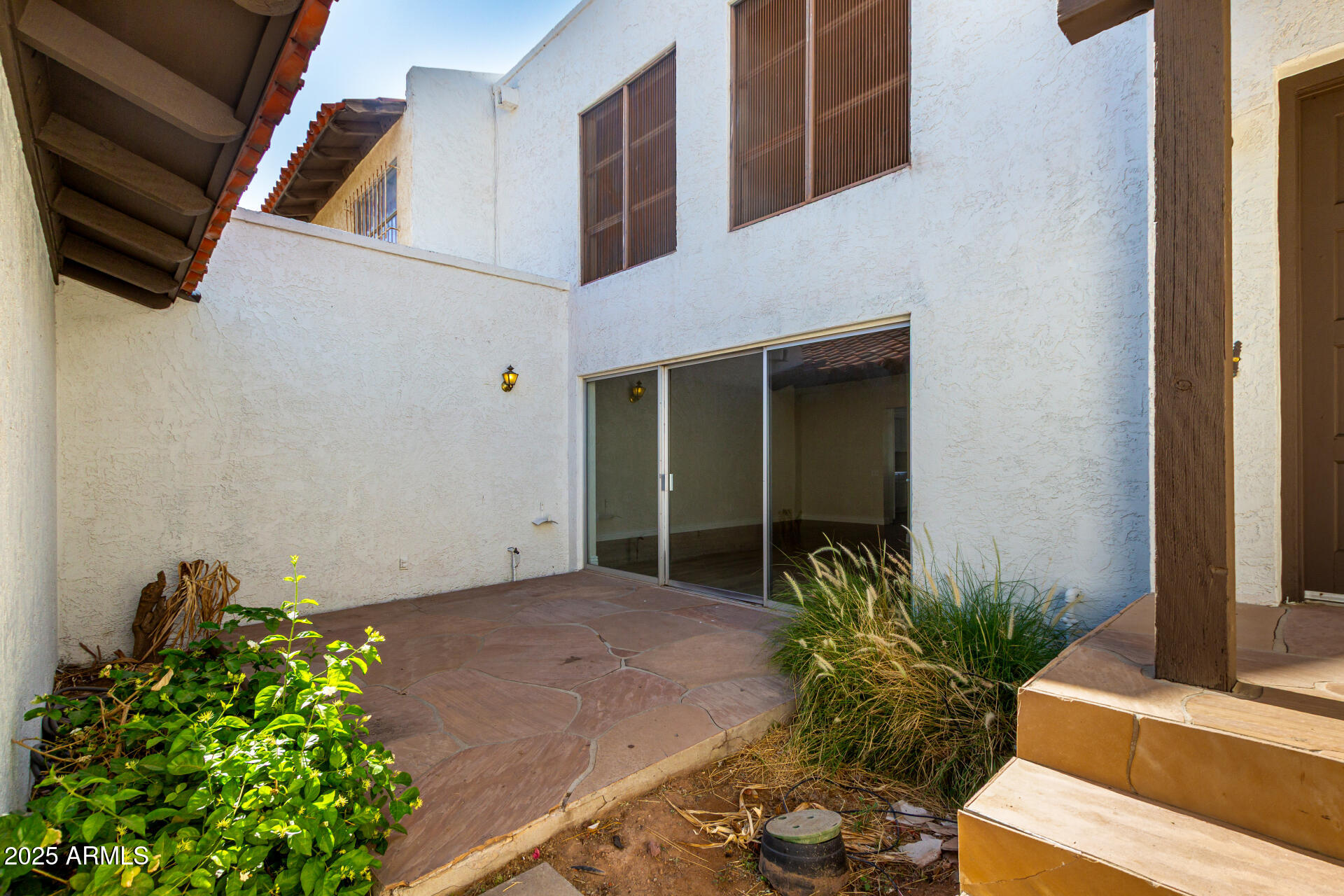 1134 E DRIFTWOOD Drive