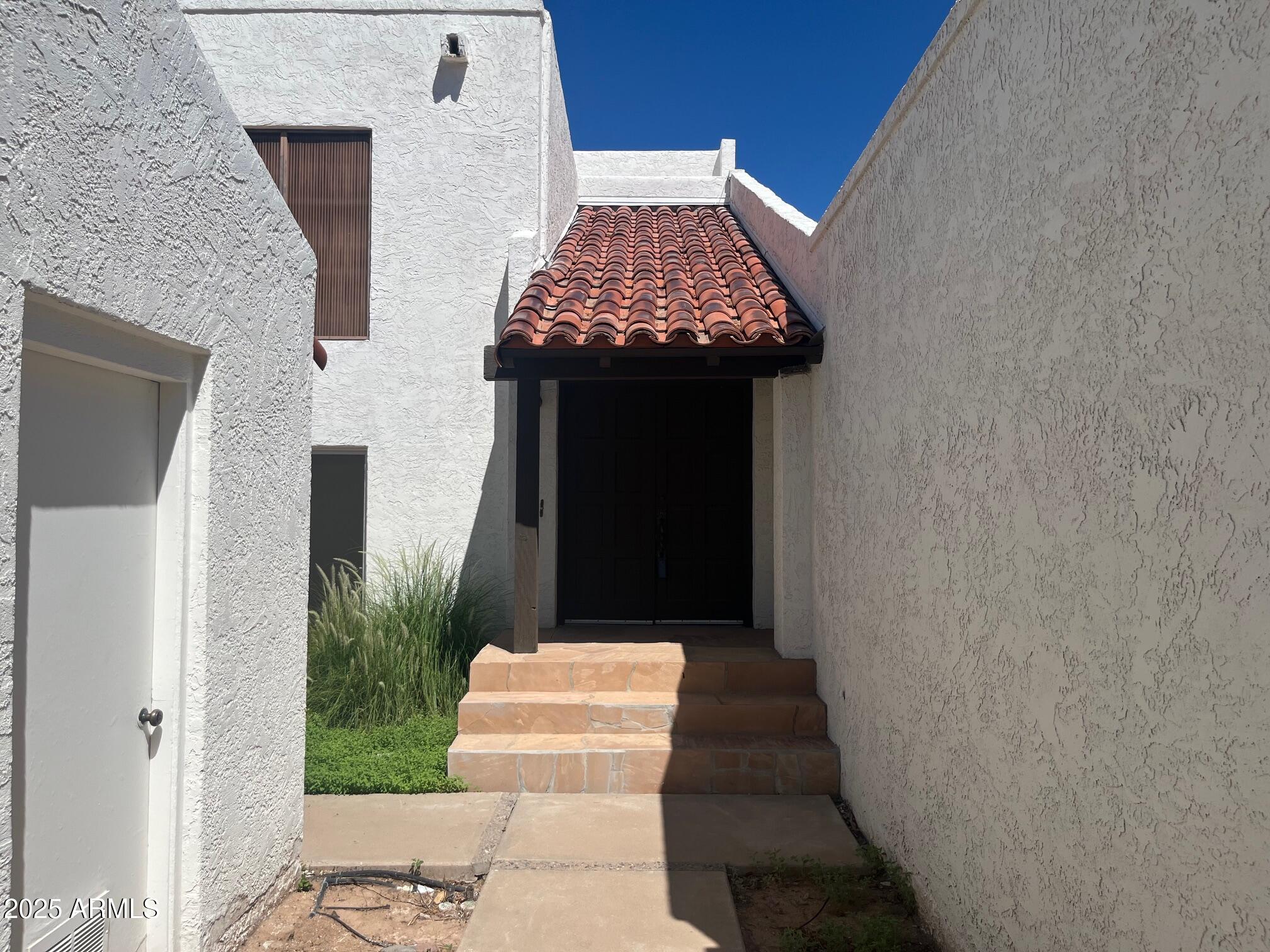 1134 E DRIFTWOOD Drive