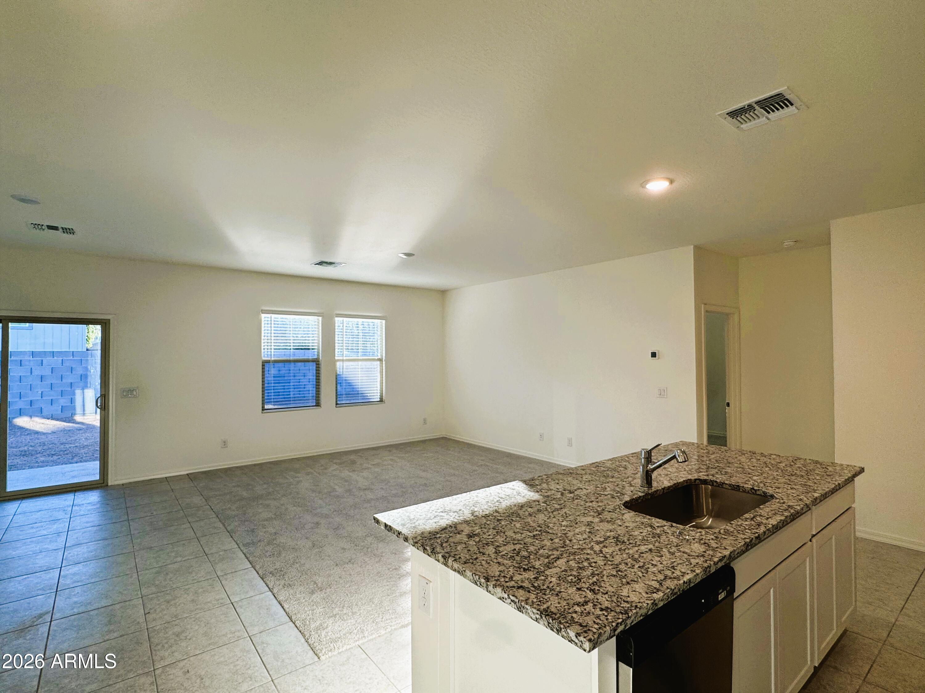 10039 W DEVONSHIRE Avenue