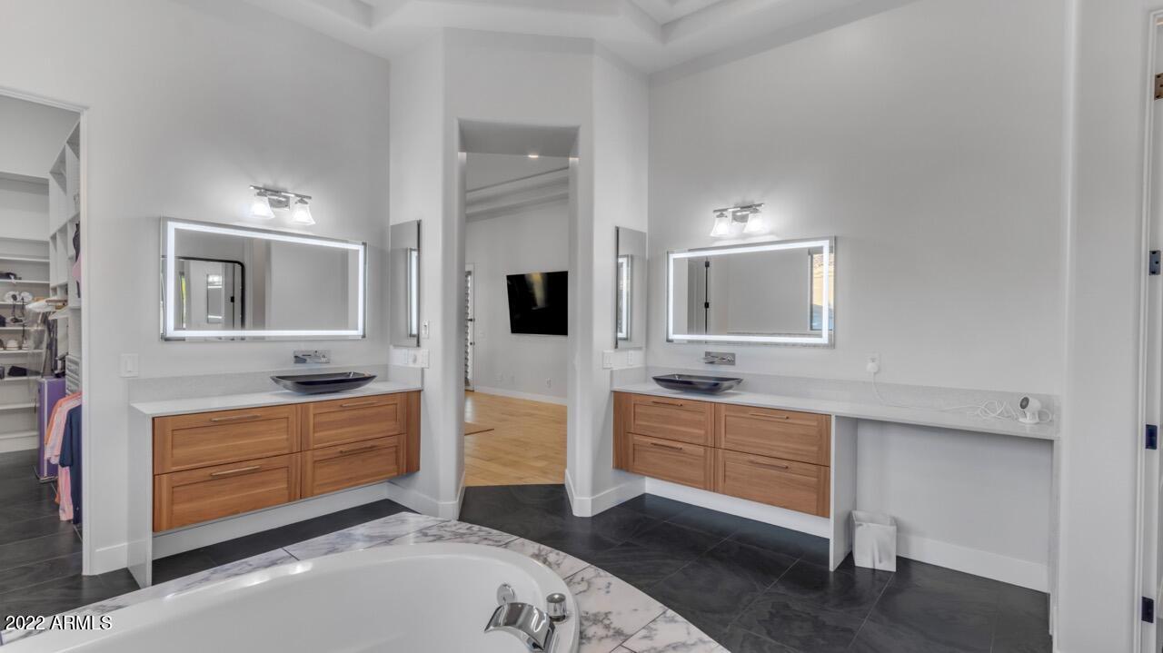 WESTON RANCH AMD - Residential