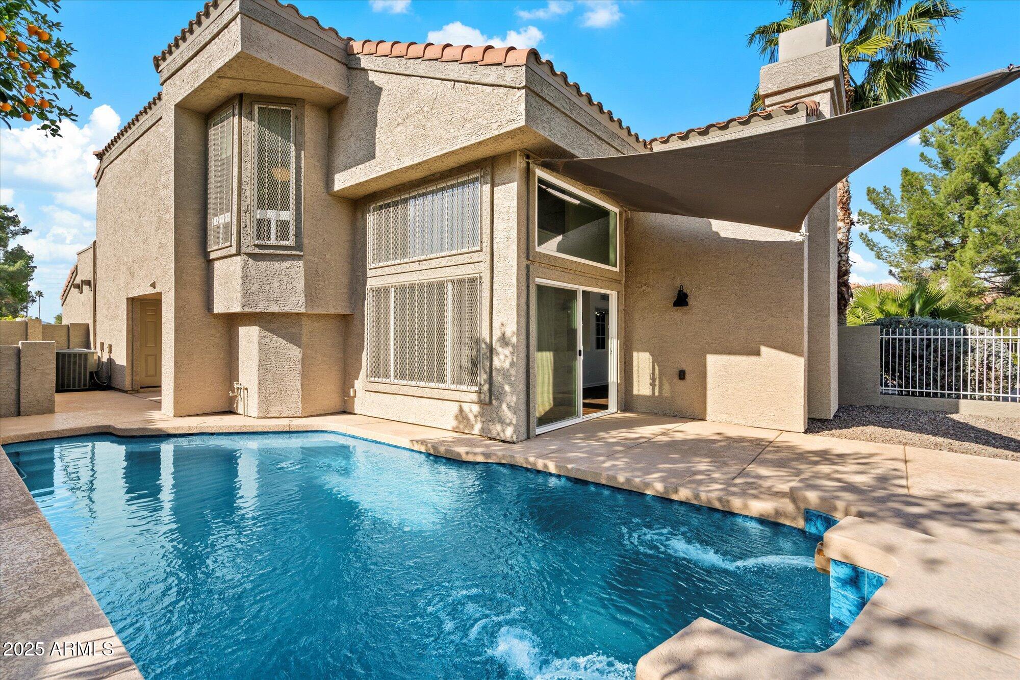 4028 E SUNNYSIDE Drive