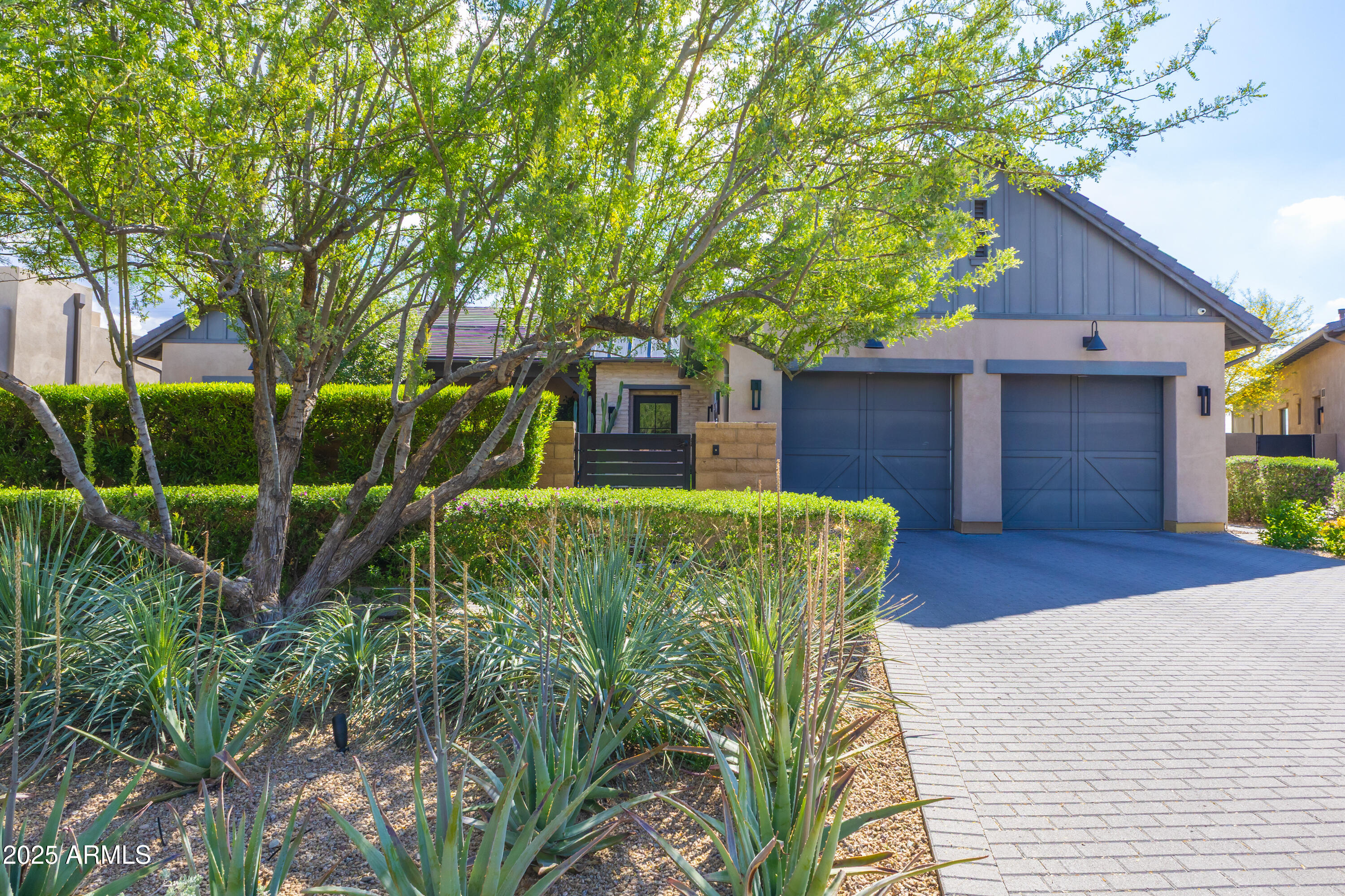 10179 E CAMELOT Court