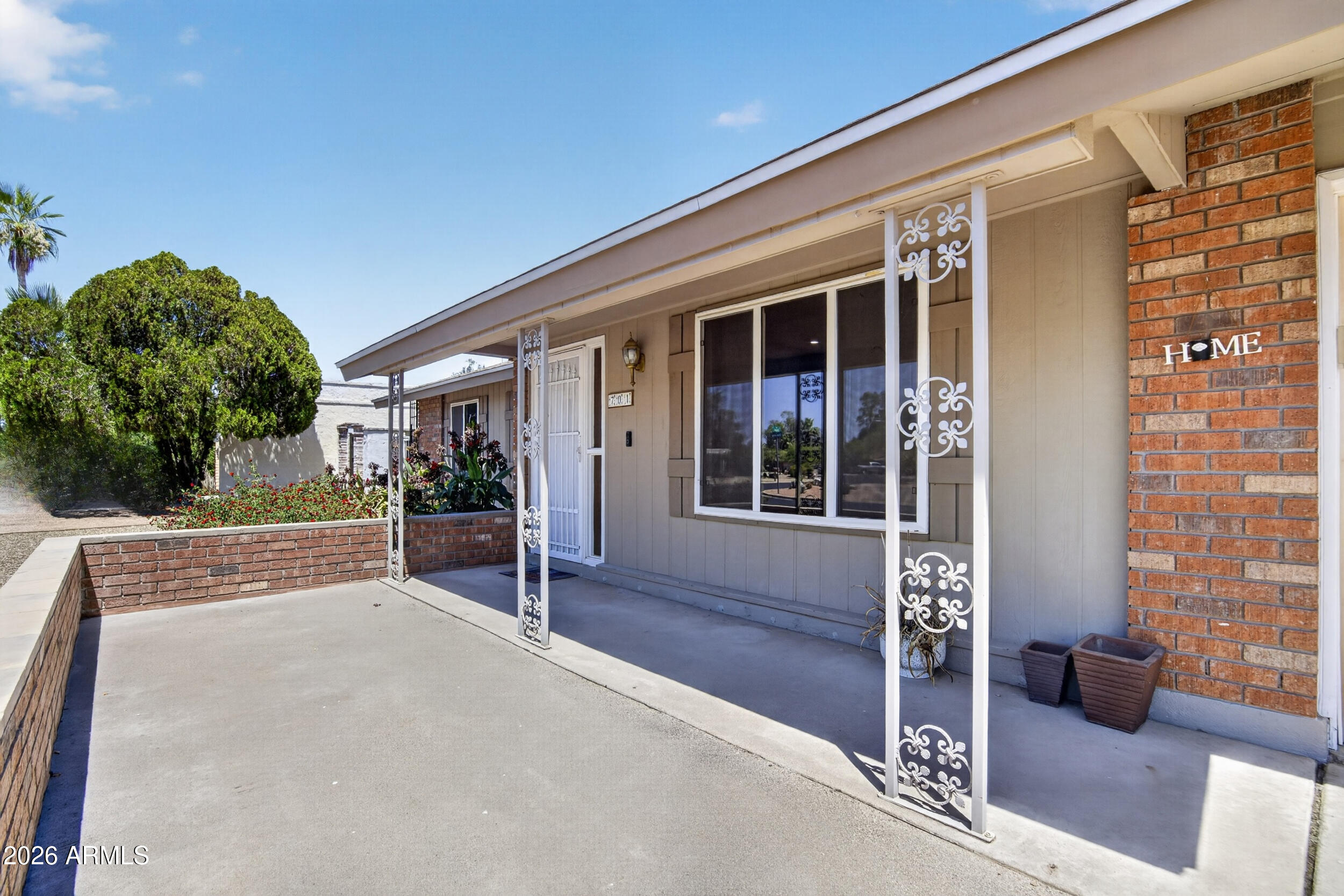 701 S CLEARVIEW Avenue
