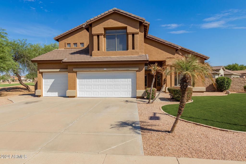 Photo of 1415 E Black Diamond Drive, Gilbert, AZ 85296 (MLS # 6924140)
