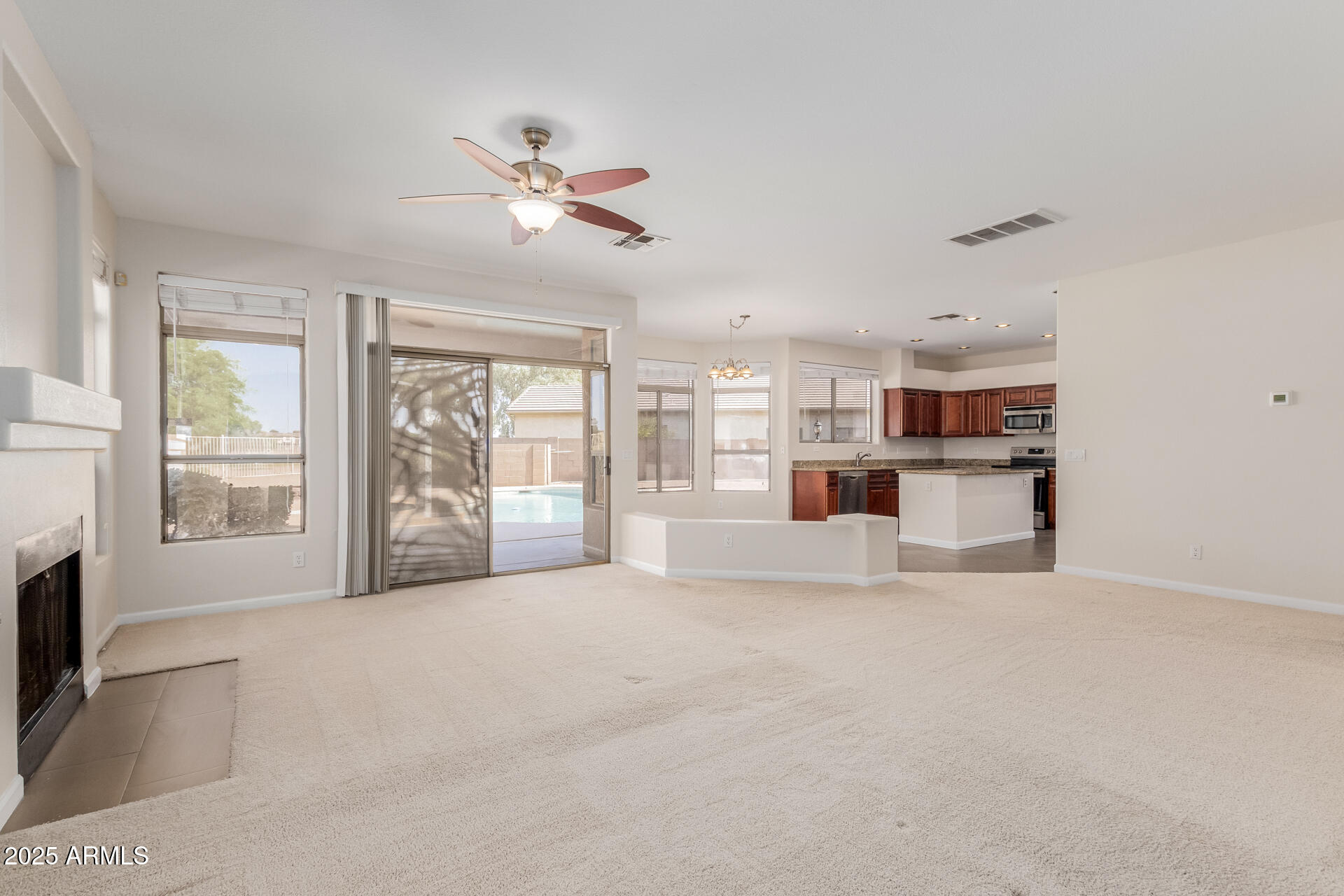 1415 E BLACK DIAMOND Drive