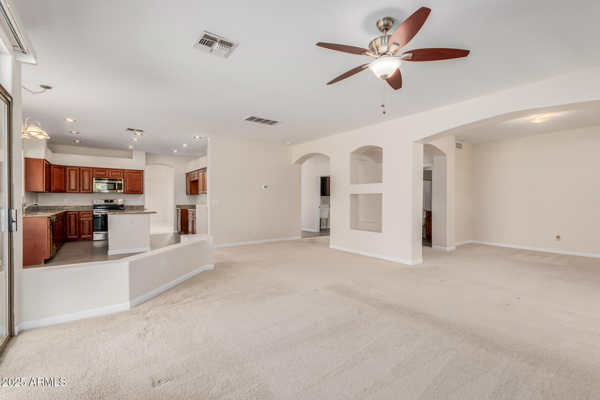 1415 E BLACK DIAMOND Drive