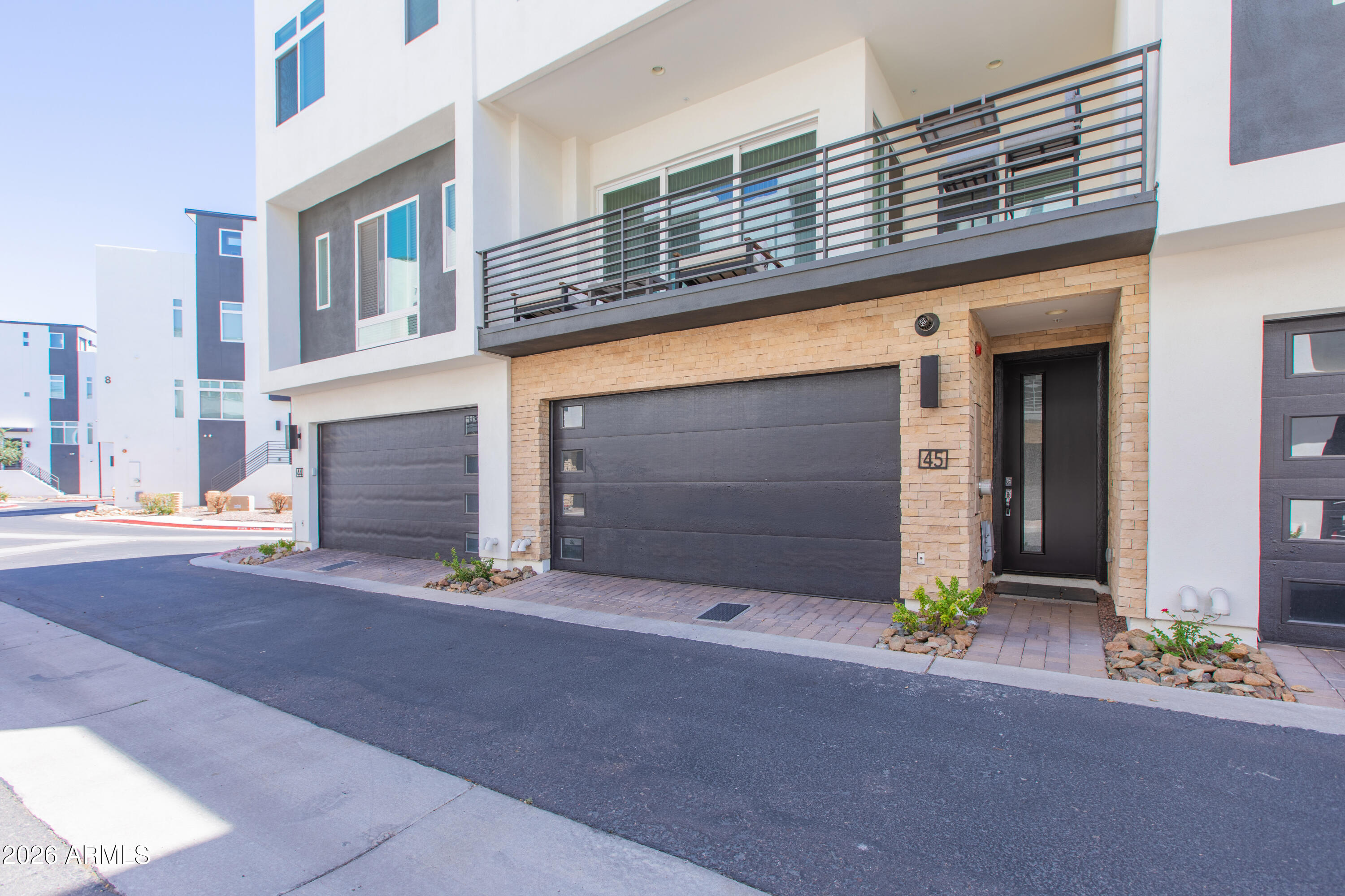 1717 E Morten Avenue 45