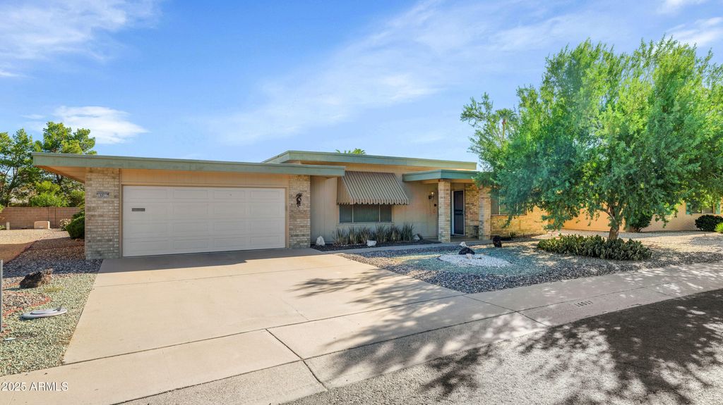 Photo of 16017 N Nicklaus Lane, Sun City, AZ 85351 (MLS # 6918458)