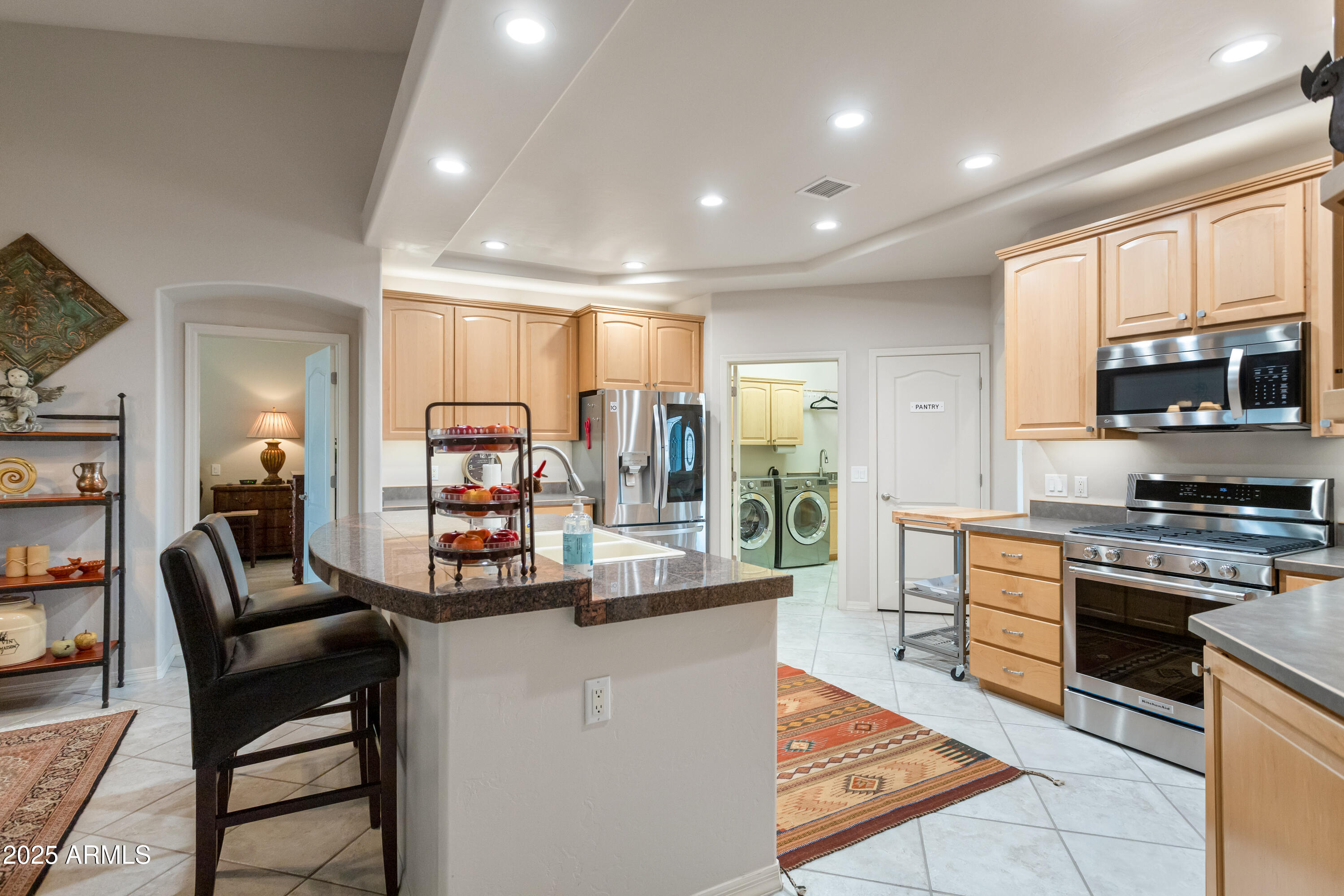 FAIRWAY VILLAS - Residential
