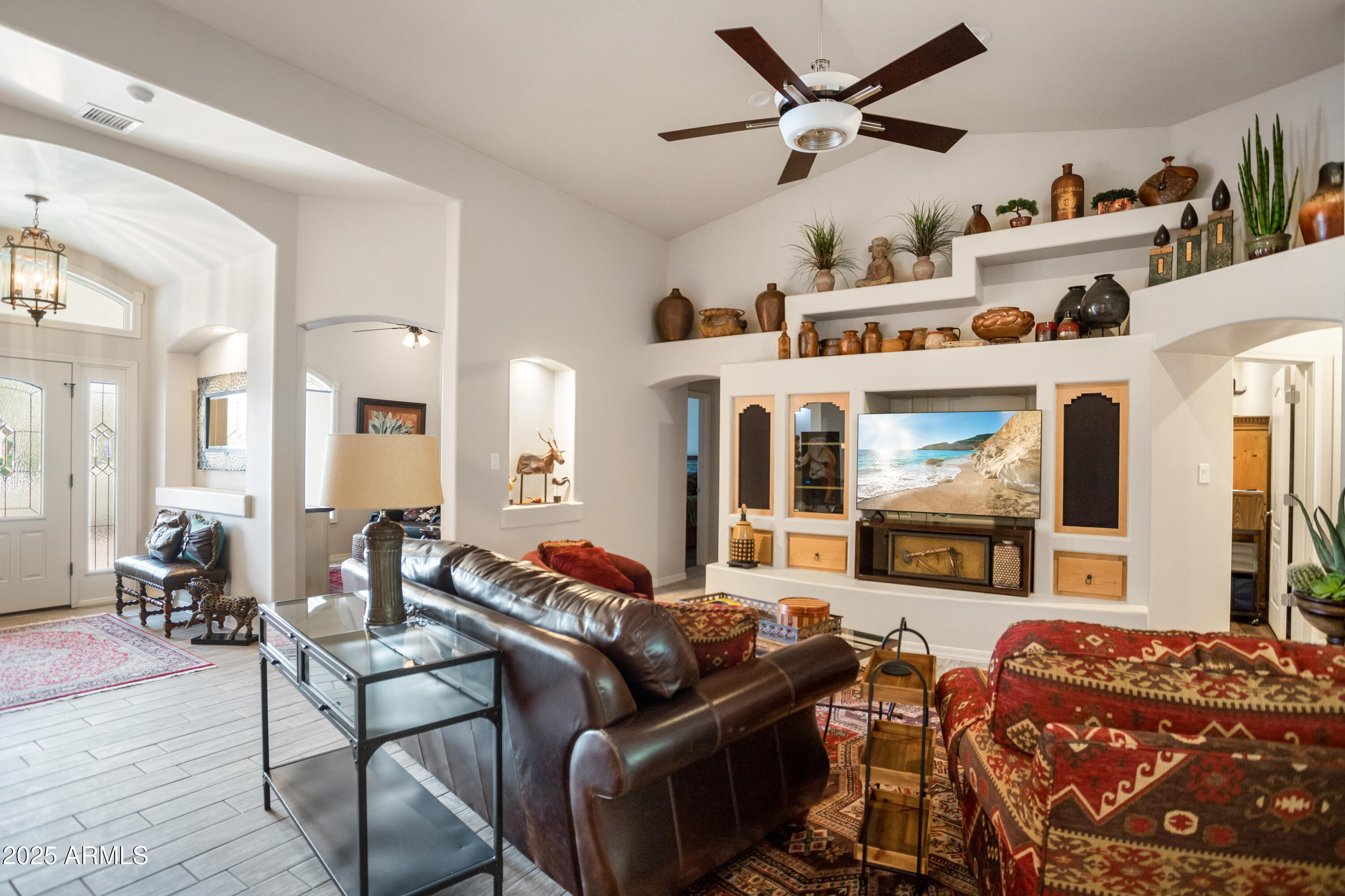 FAIRWAY VILLAS - Residential