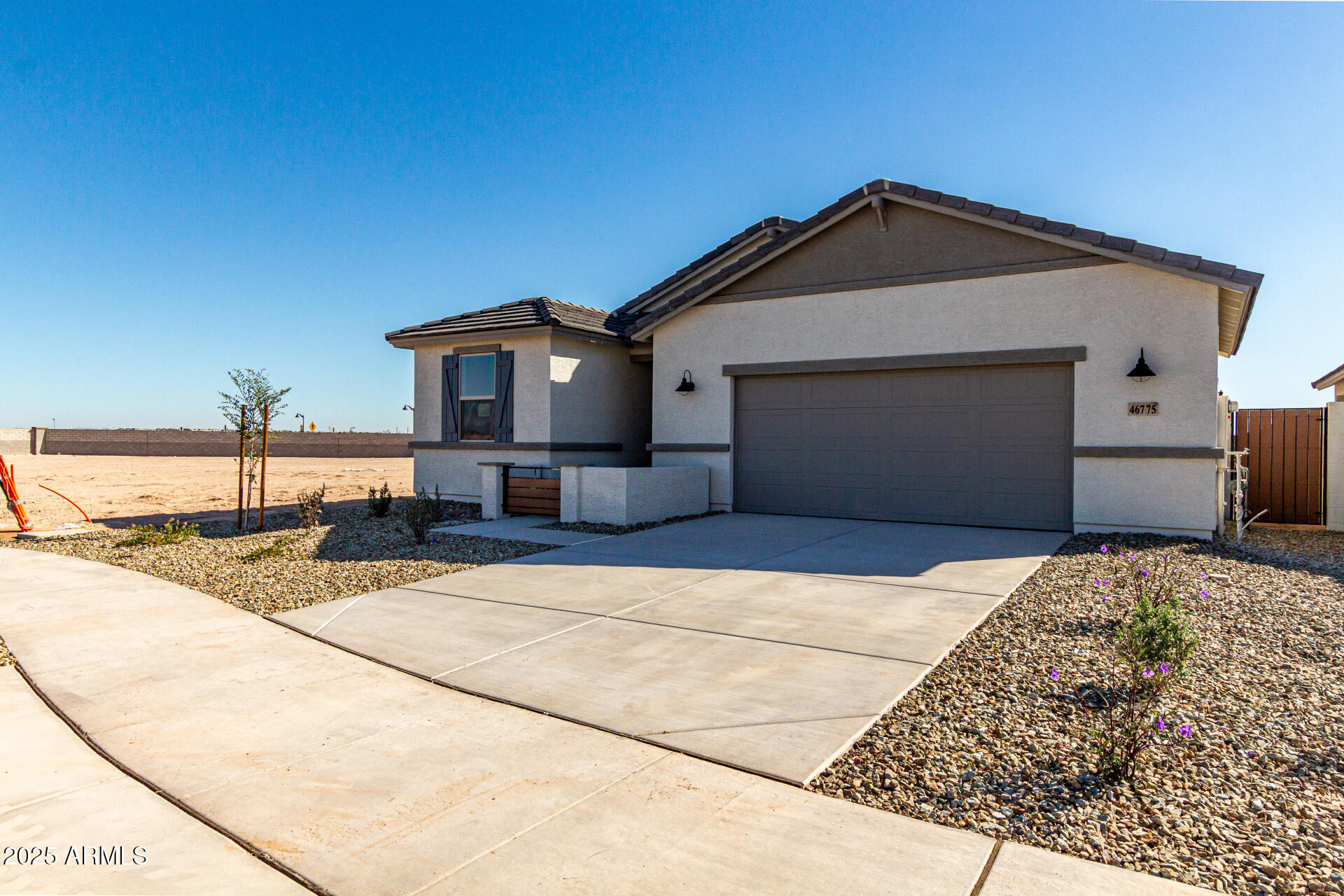 46775 W Crescent Moon Drive