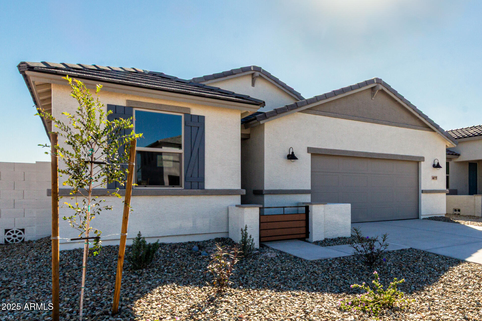 46775 W Crescent Moon Drive