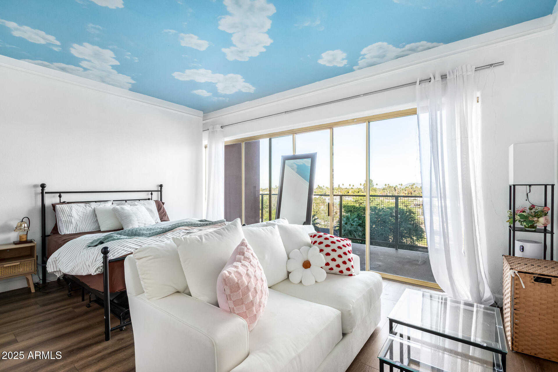 4750 N CENTRAL Avenue L6