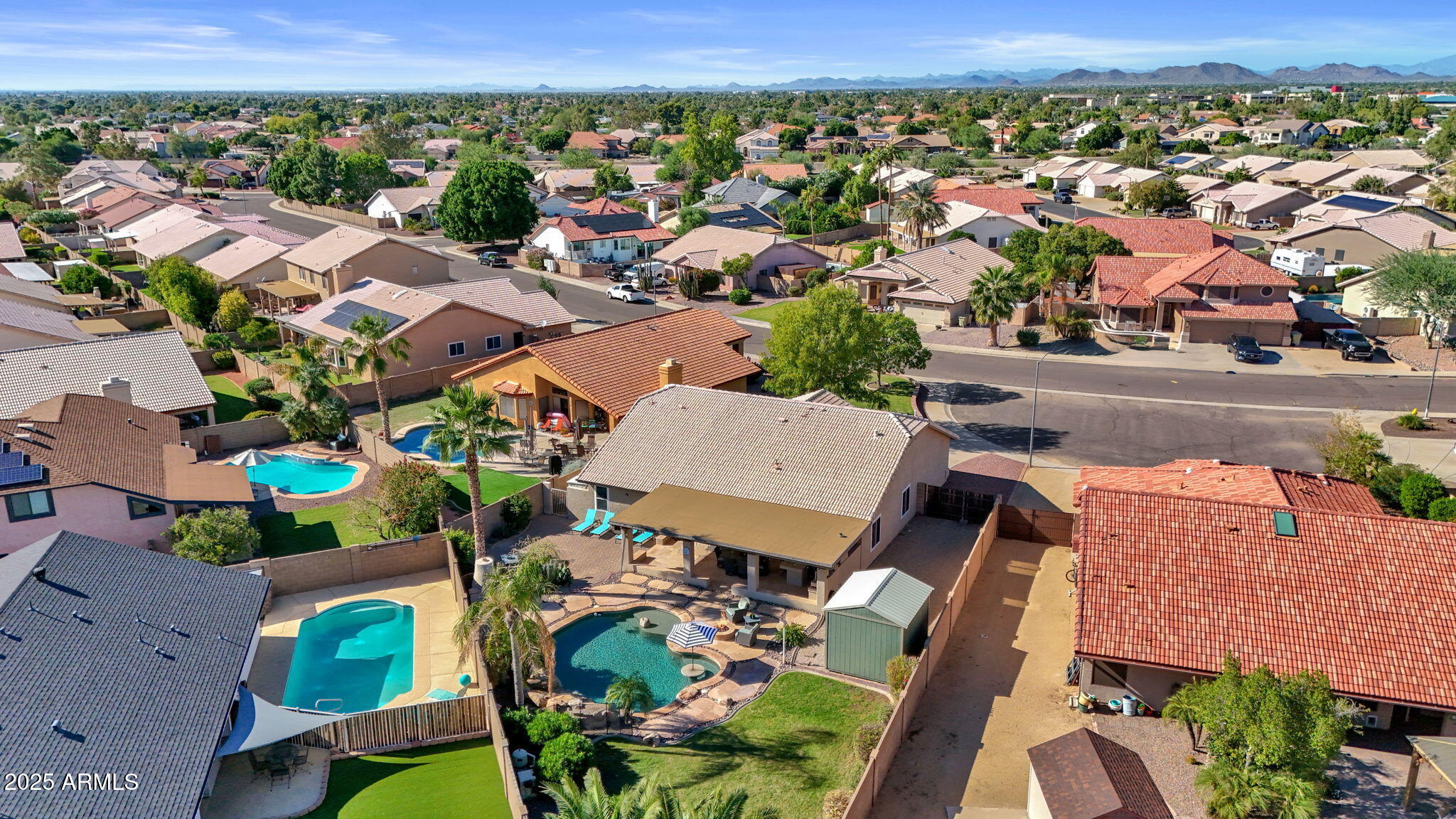 6361 W GROVERS Avenue