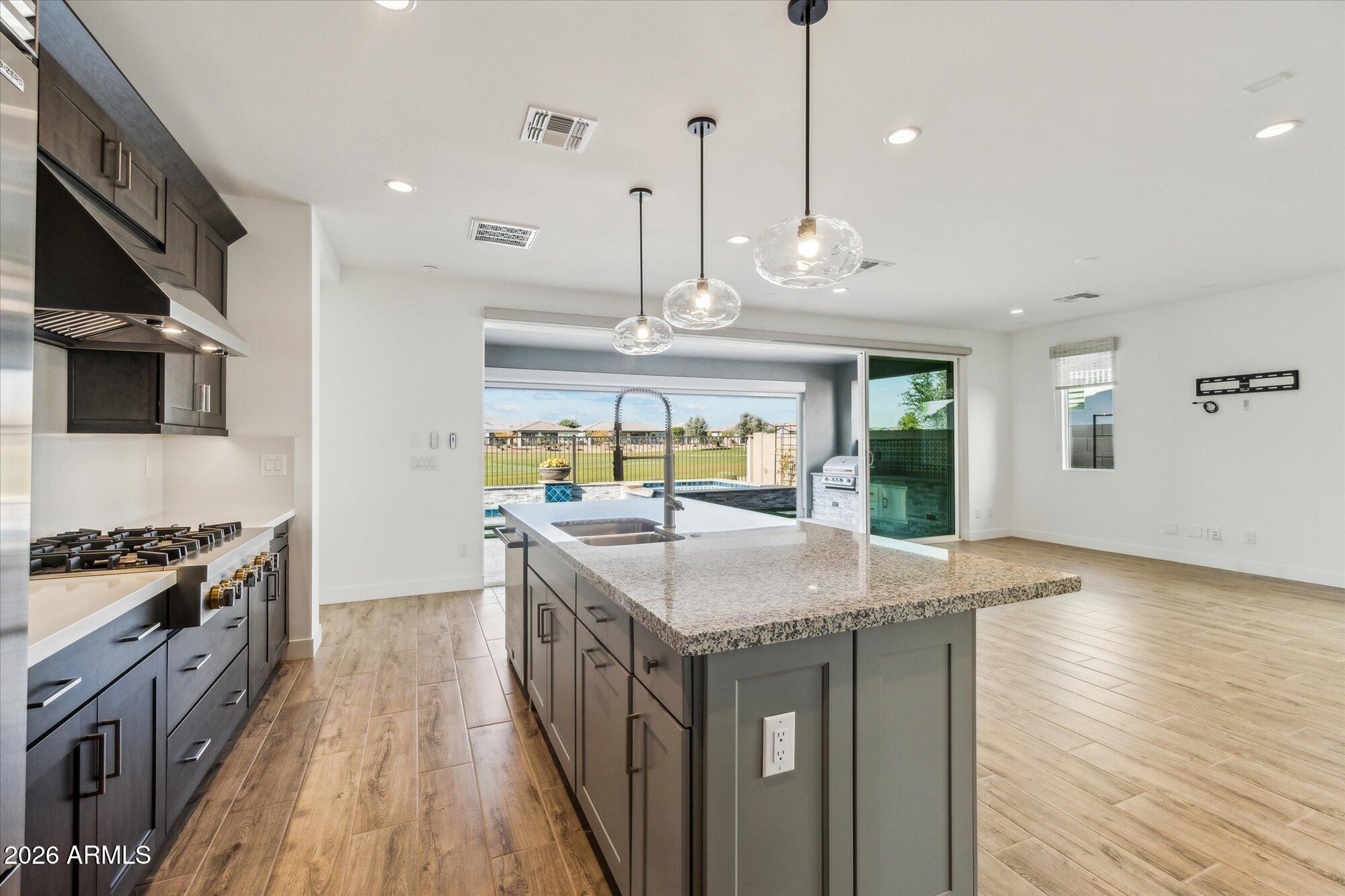 11138 N San Clemente Street