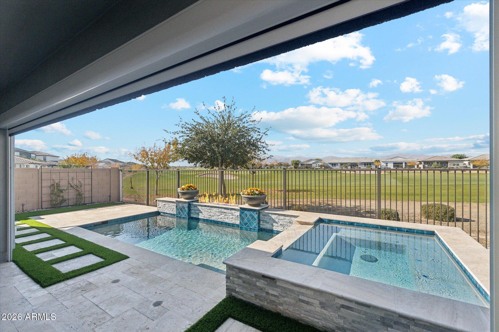 11138 N San Clemente Street