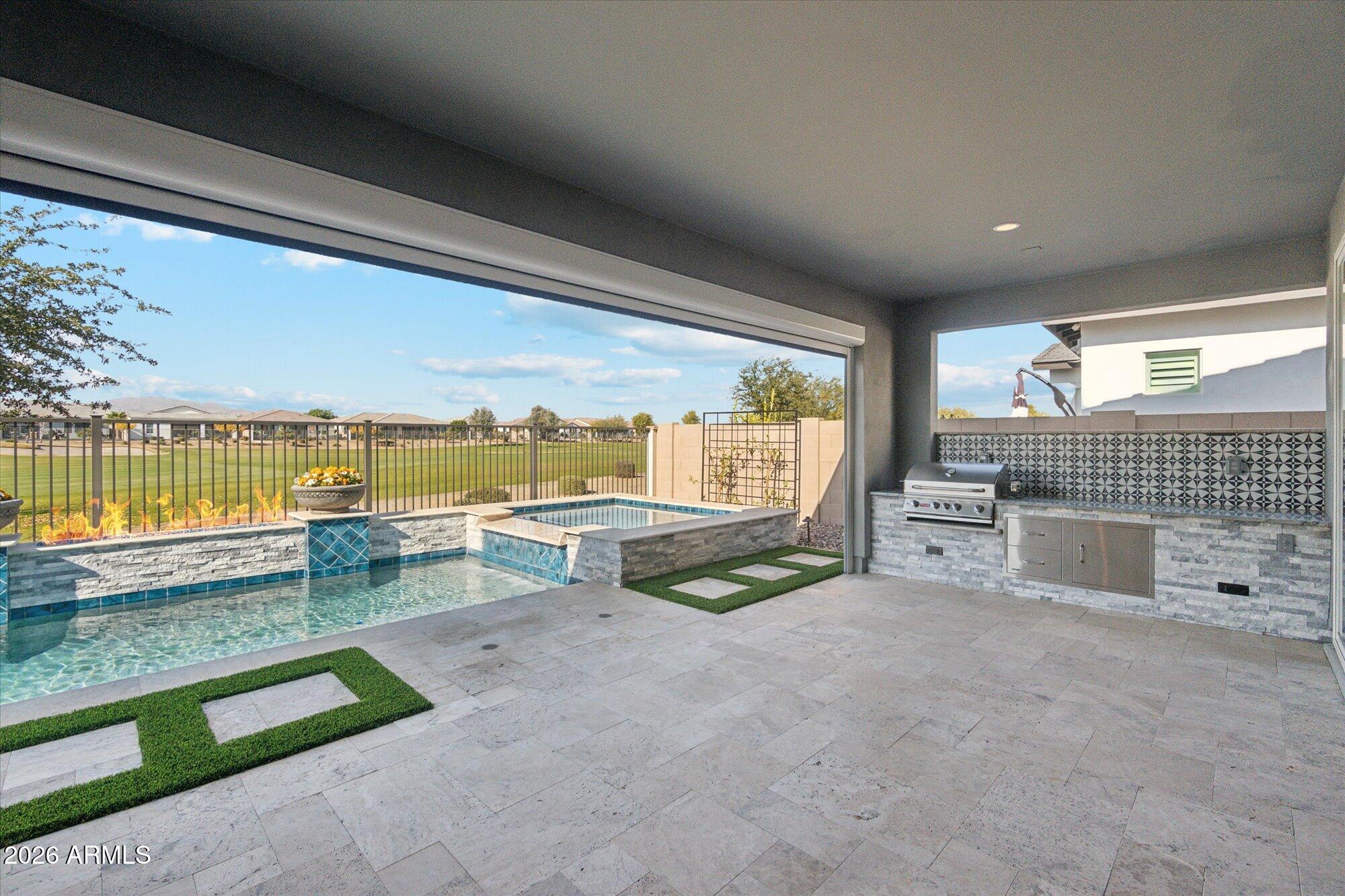 11138 N San Clemente Street