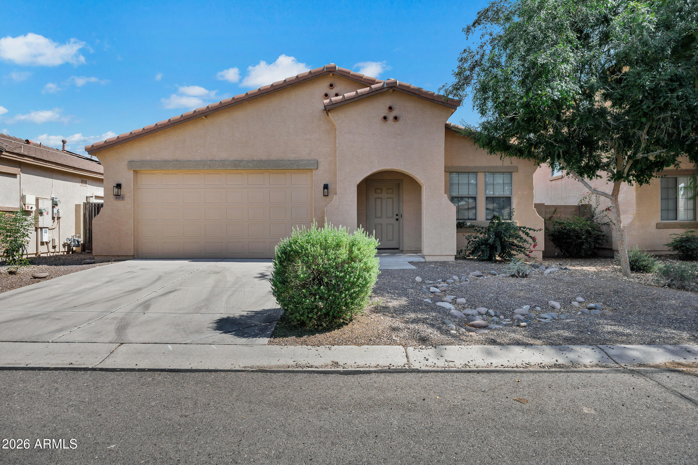 409 E DIAMOND Trail