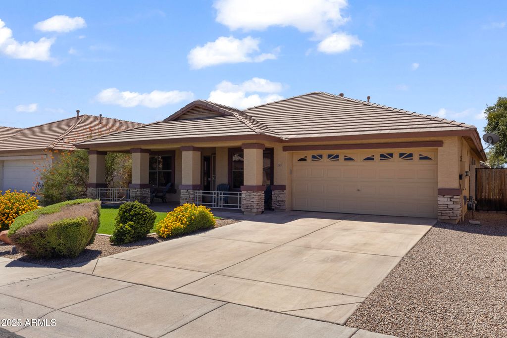 Photo of 12913 W Wilshire Drive, Avondale, AZ 85392 (MLS # 6882536)