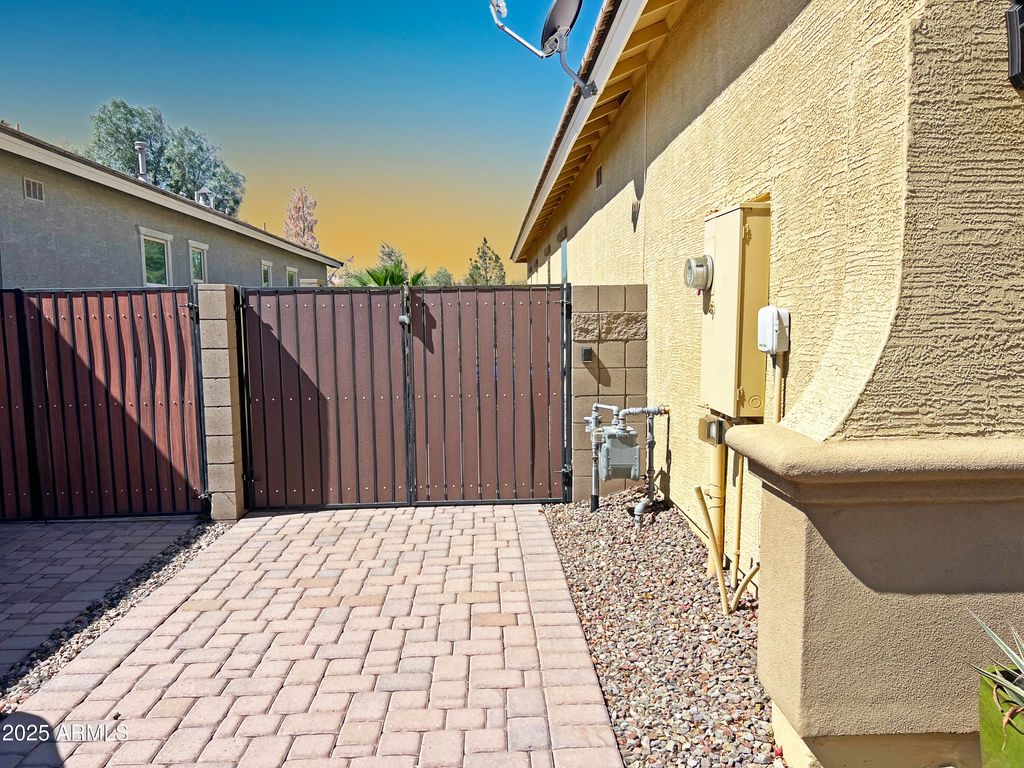 Photo of 18926 N Arbor Drive, Maricopa, AZ 85138 (MLS # 6926875)