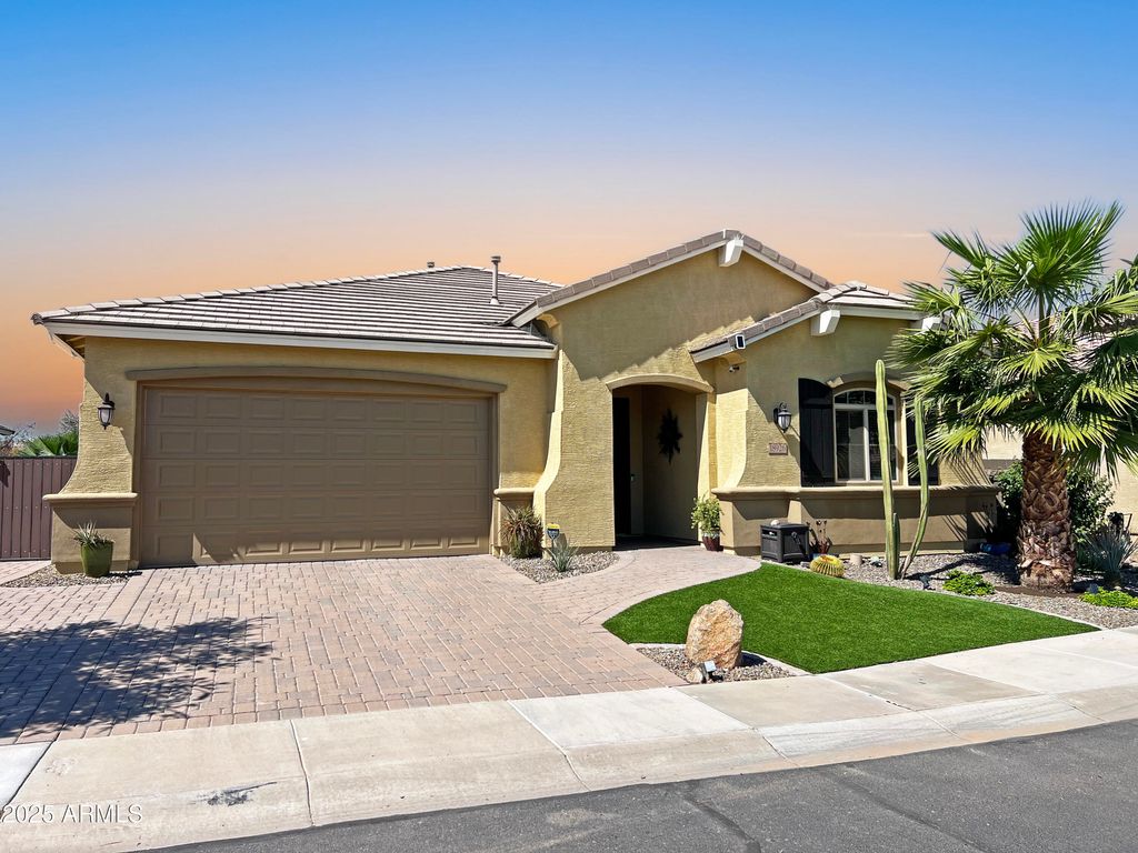 Photo of 18926 N Arbor Drive, Maricopa, AZ 85138 (MLS # 6926875)