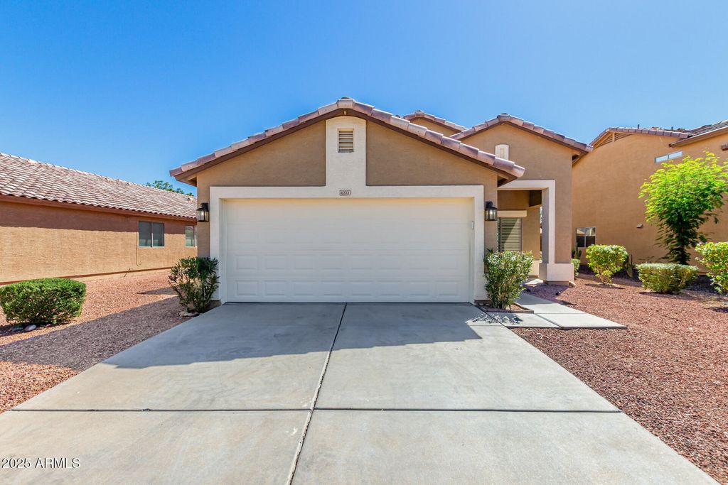 Photo of 6333 W Nez Perce Street, Phoenix, AZ 85043 (MLS # 7001038)