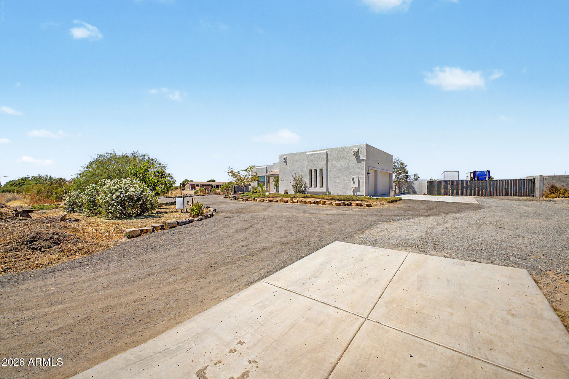 19424 W NORWICH Drive