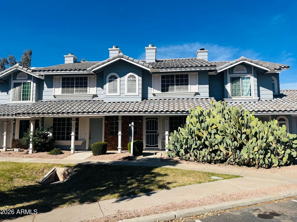 Photo of 860 N Mcqueen Road #1060, Chandler, AZ 85225 (MLS # 6987935)