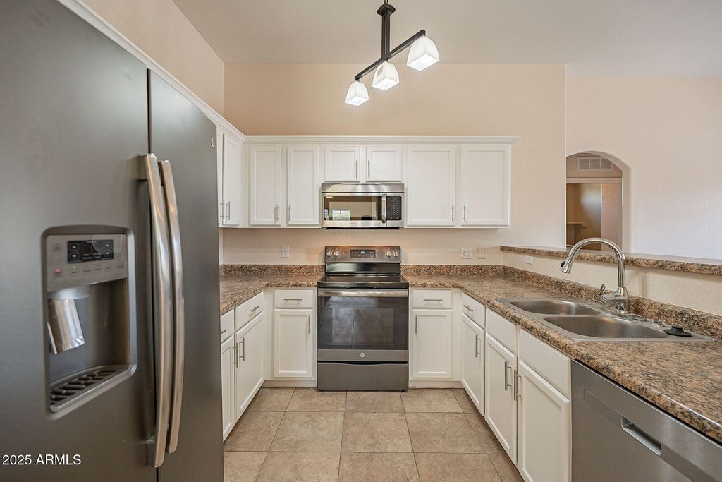 Photo of 320 N 168th Drive, Goodyear, AZ 85338 (MLS # 6912835)