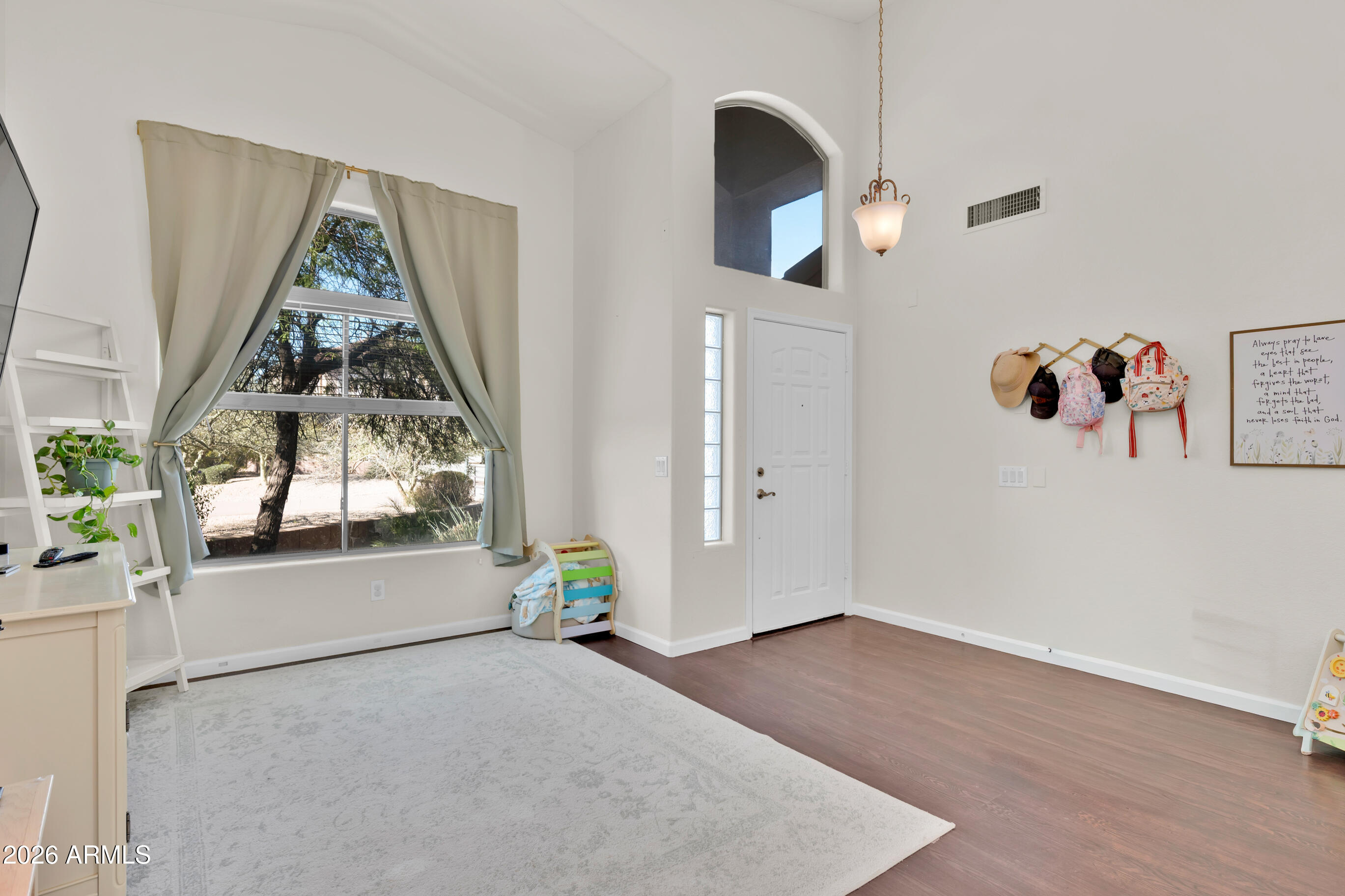 2533 W Big Oak Street