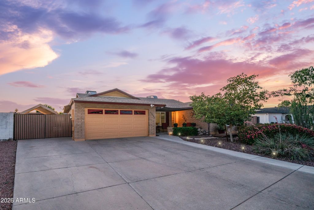 Photo of 11218 N 52nd Lane, Glendale, AZ 85304 (MLS # 7018668)