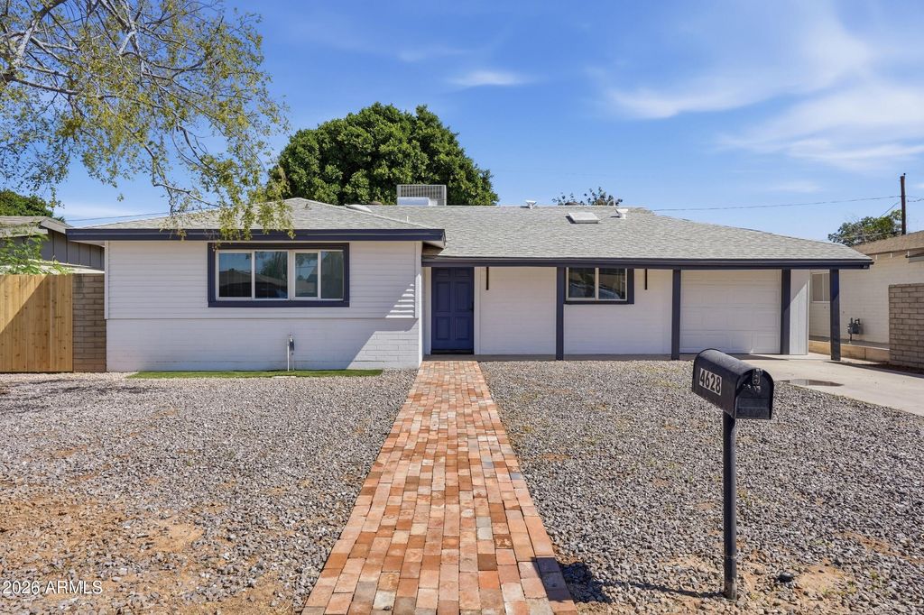Photo of 4628 E Holly Street, Phoenix, AZ 85008 (MLS # 7029318)