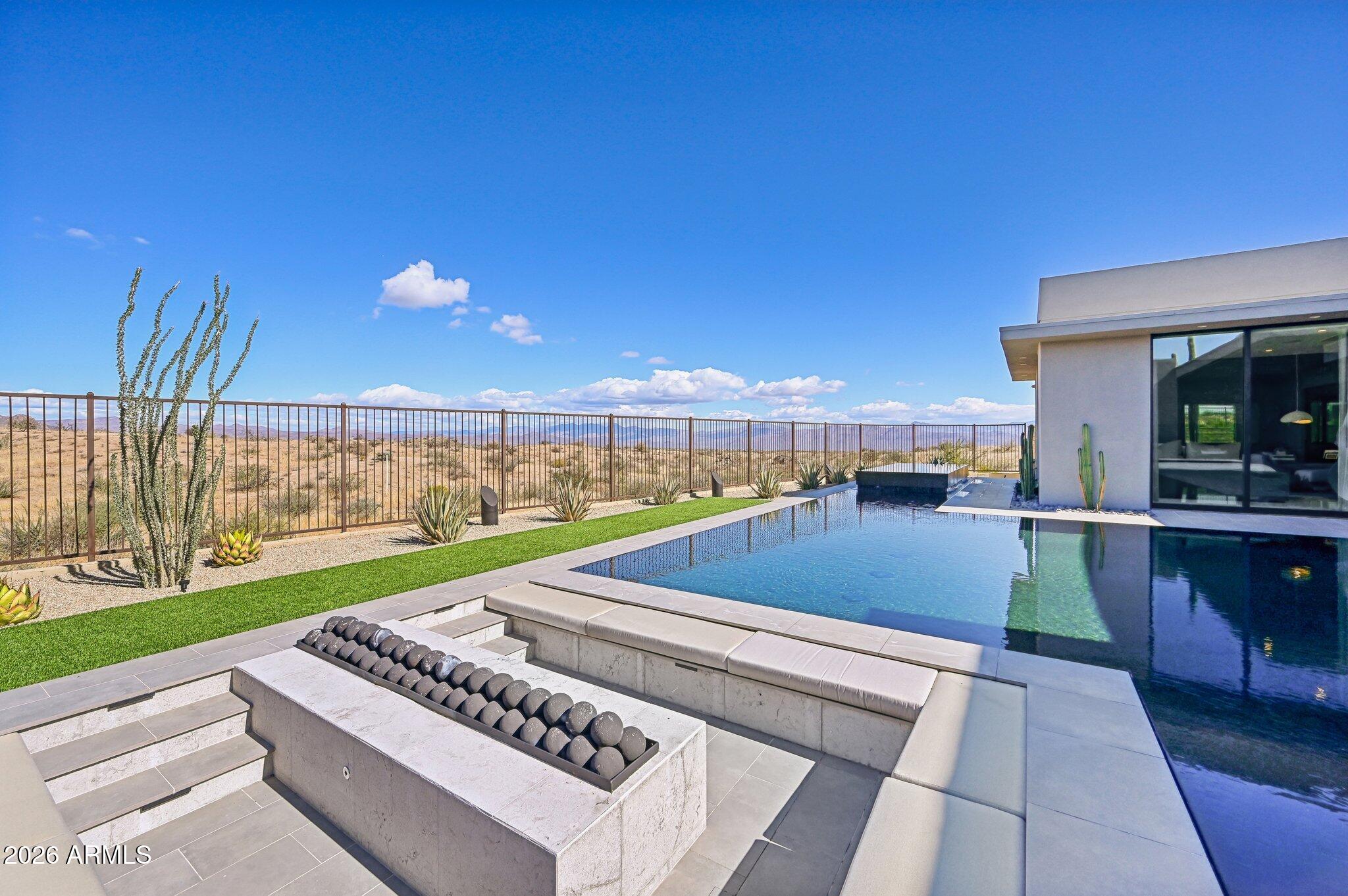 13004 E HARPER Drive