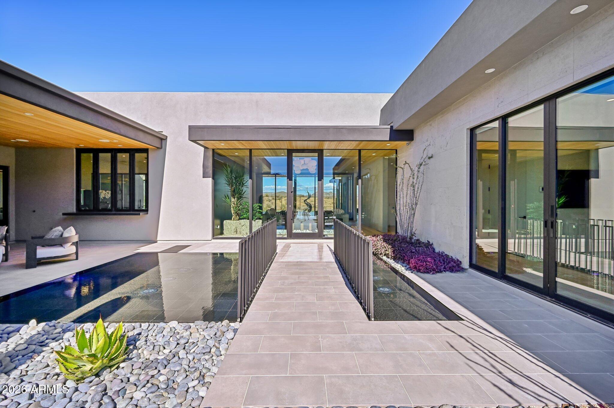 13004 E HARPER Drive