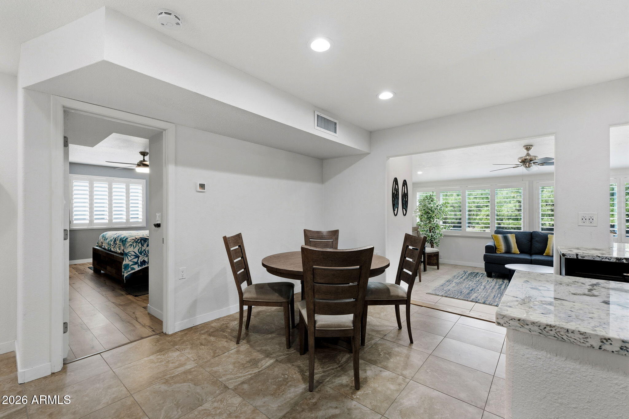1038 LEISURE WORLD --