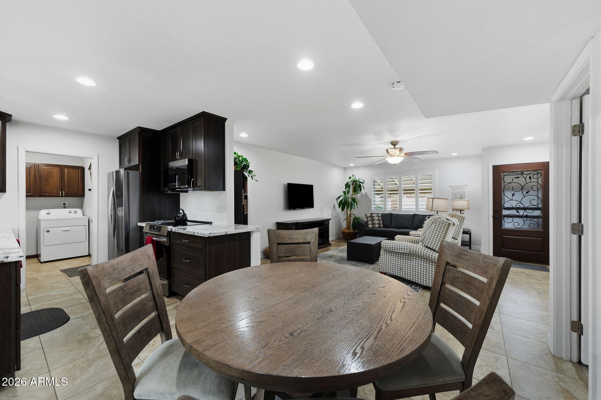 1038 LEISURE WORLD --